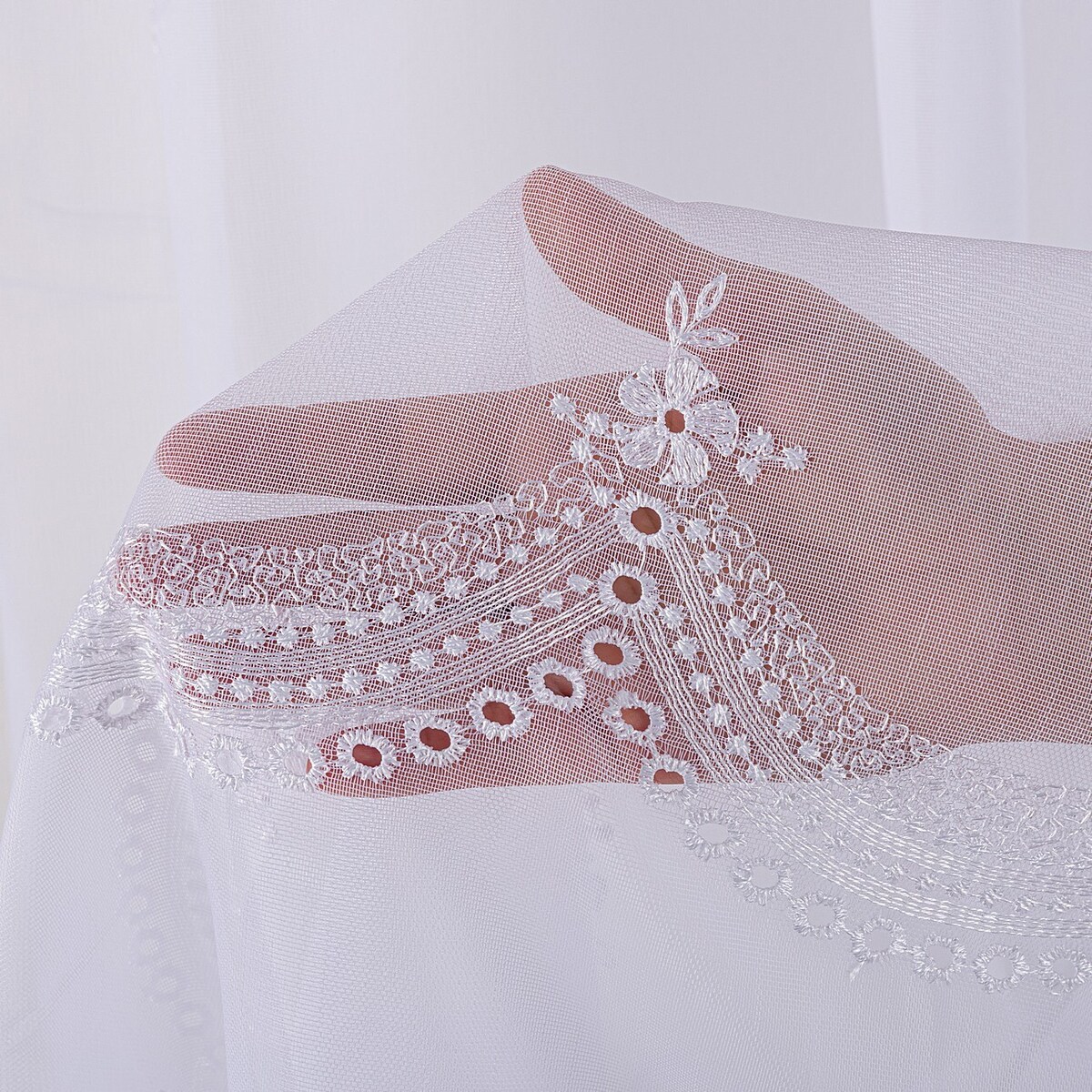 Firana na taśmie 300x245 biały ze wzorem