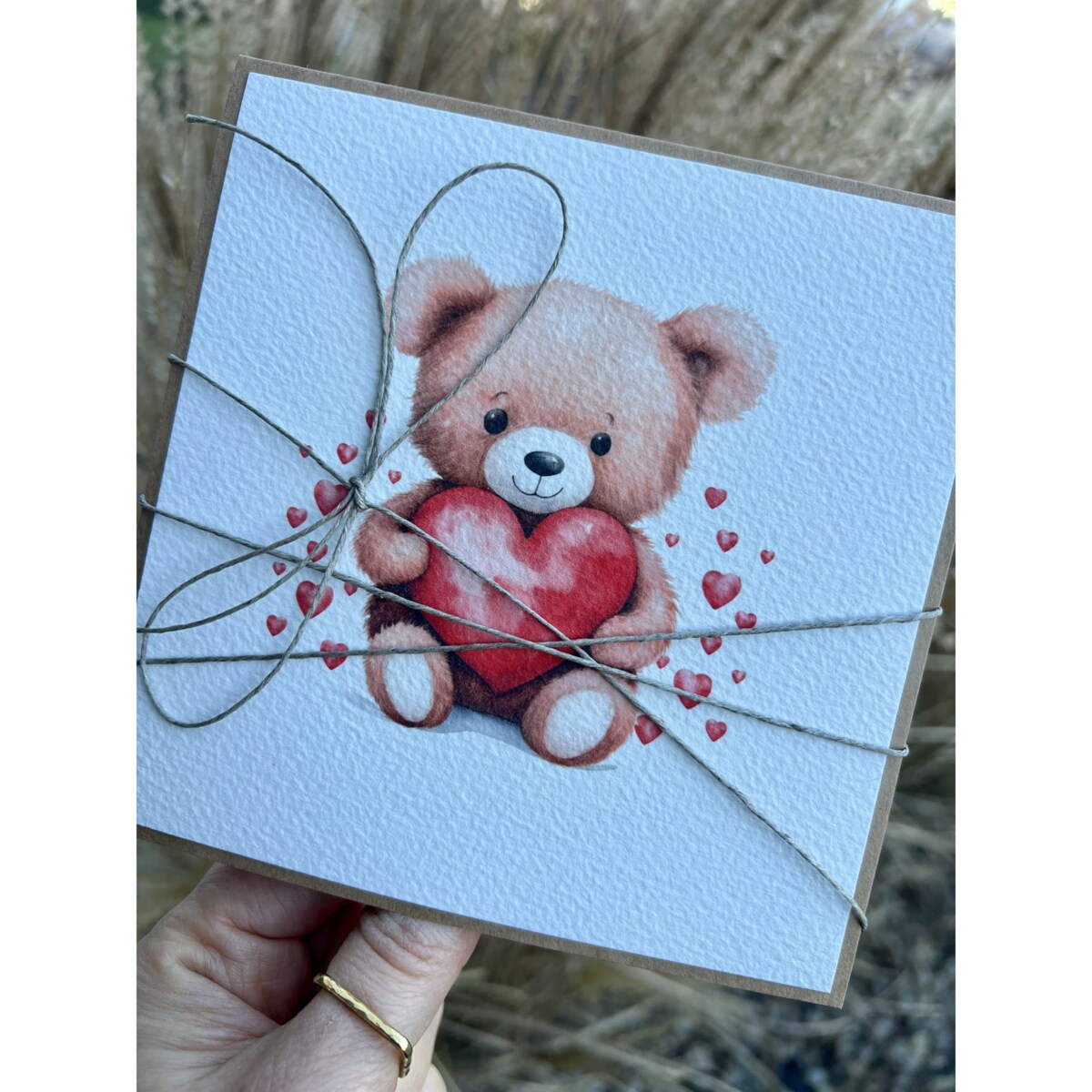 Wyjątkowa ręcznie robiona kartka prezent na walentynki, walentynkowa - walentynka z misiem z sercem - miś z sercem