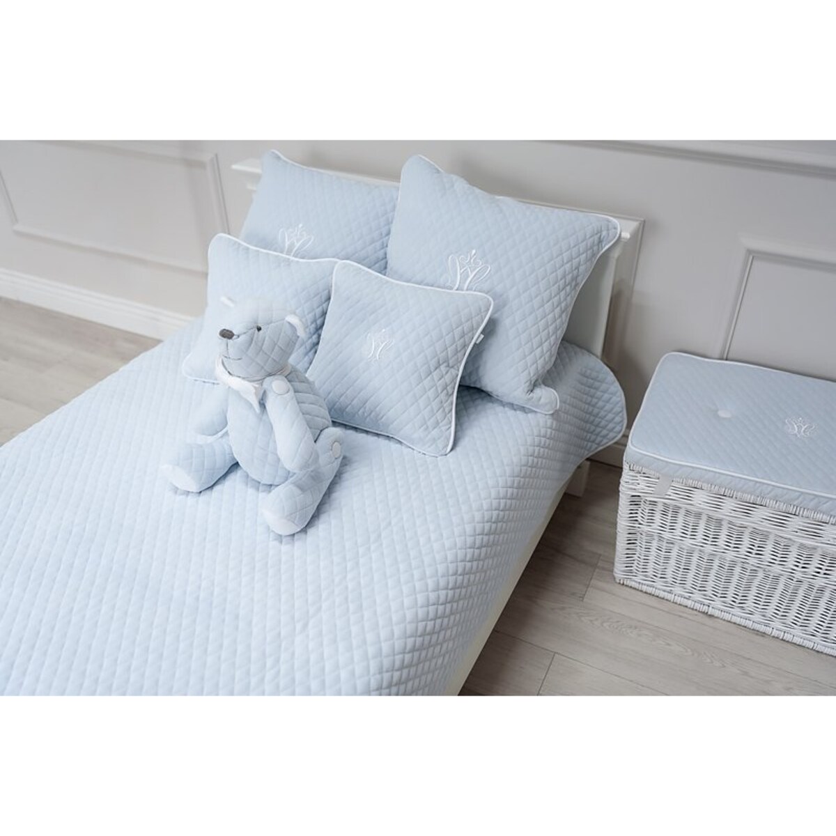 Narzuta dziecięca błękitna pikowana