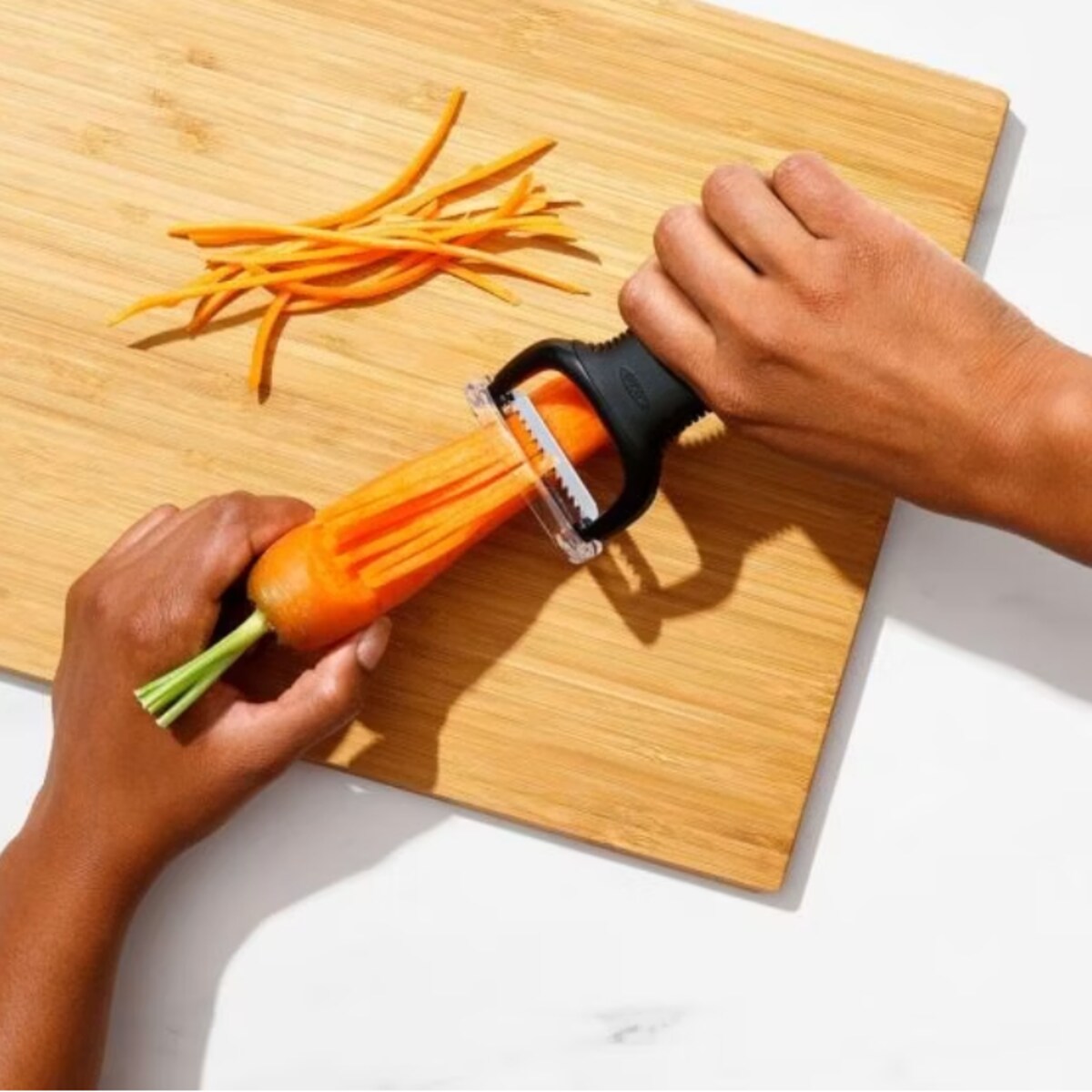 Obieraczka Julienne Good Grips, Oxo