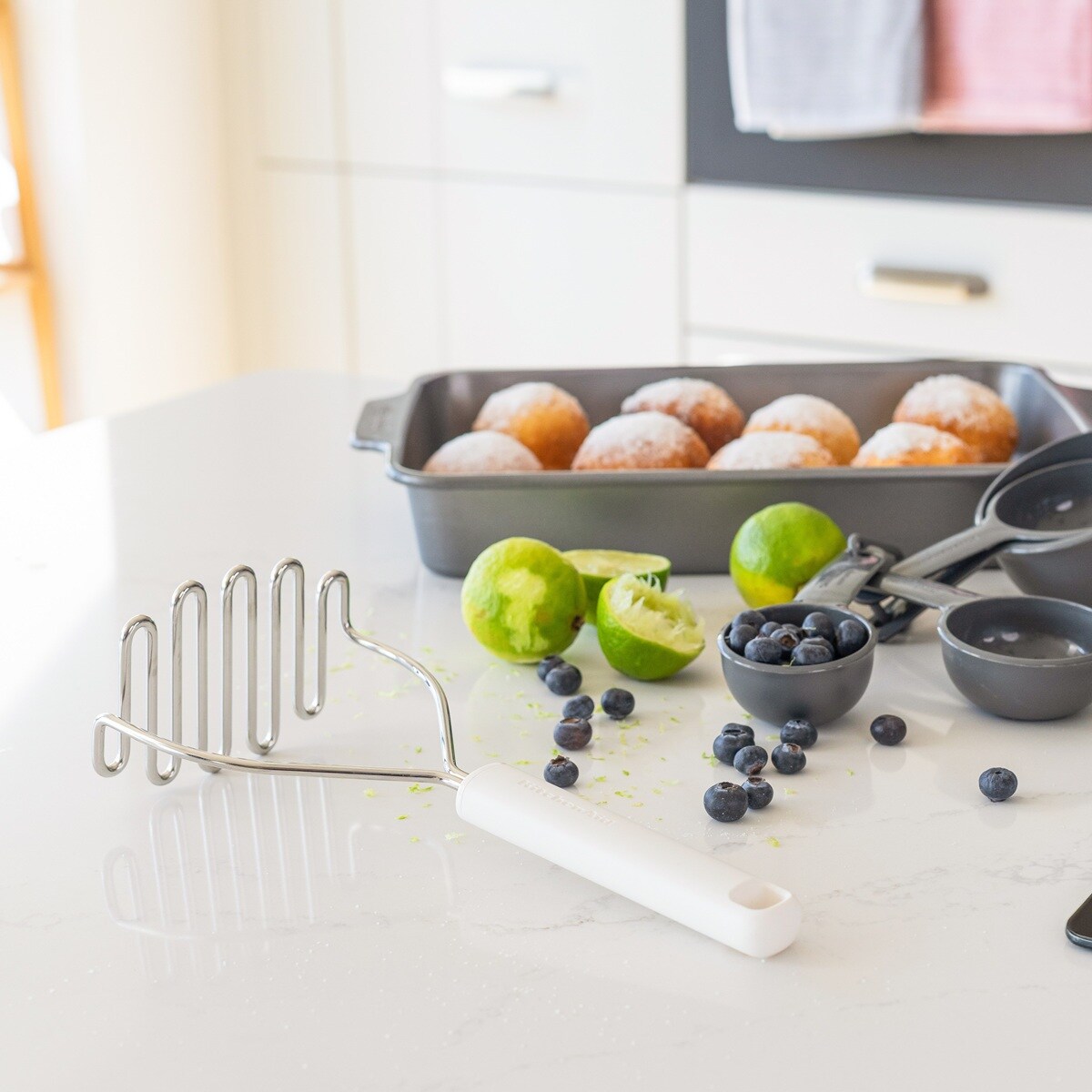 KitchenAid tłuczek do ziemniaków Porcelain White