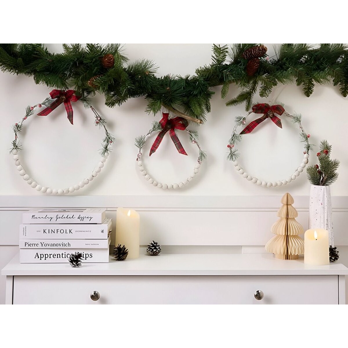 Zestaw 3 dekoracji wiszących LED KEITELE Wianek 25/30/35 cm Biały