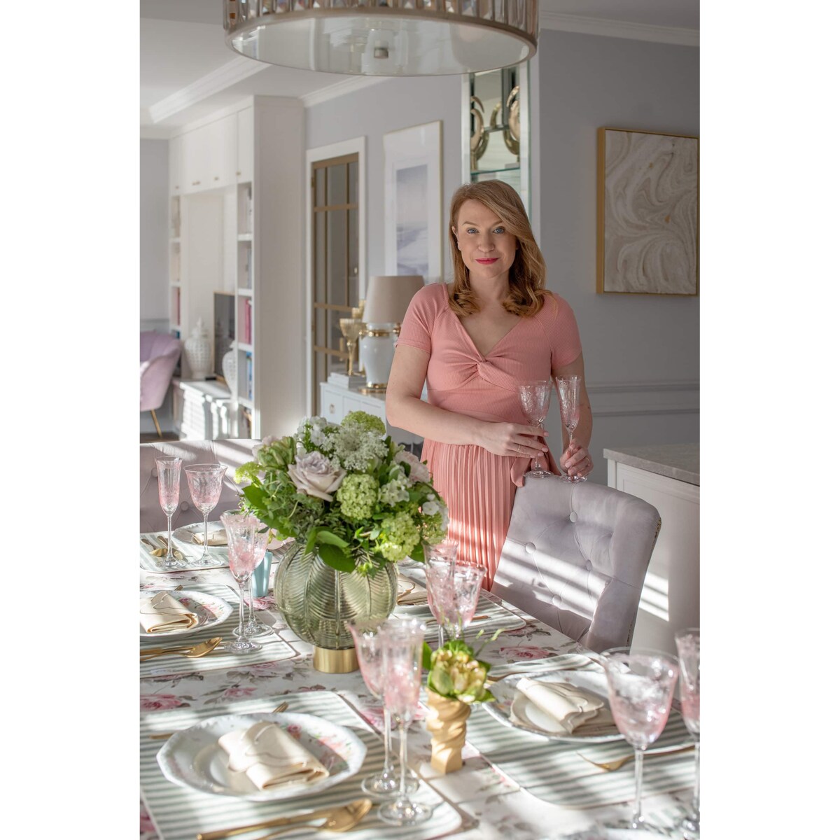 Obrus z motywem kwiatowym Roselle – 140 cm × 250 cm