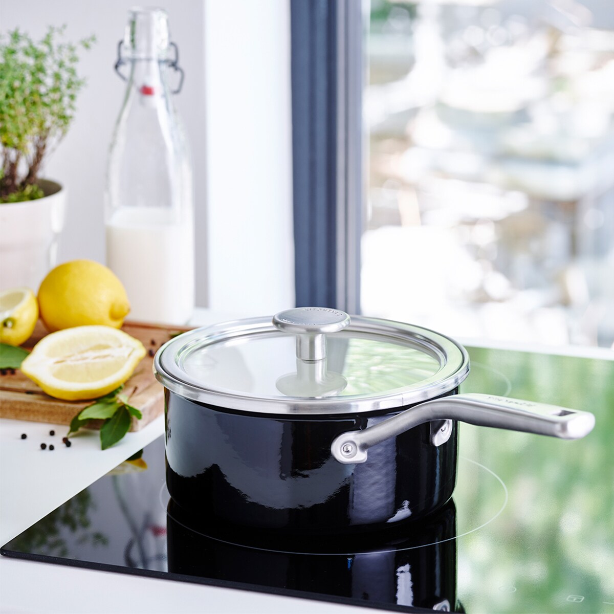 Rondel emaliowany 2,4L - czarny / KitchenAid