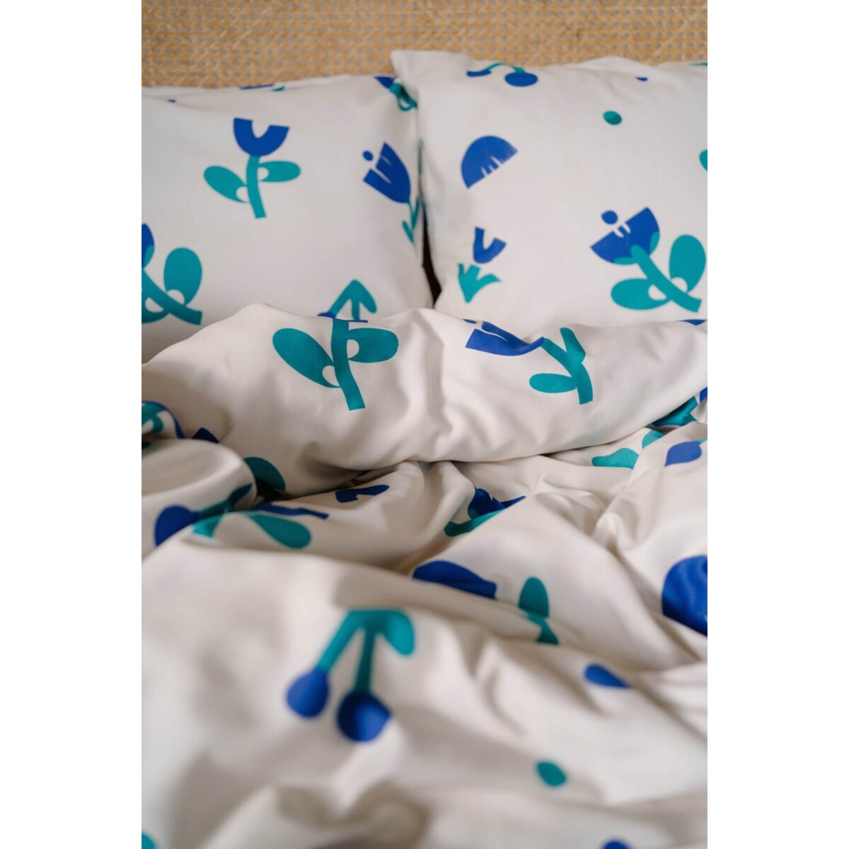 Pościel Graficzne tulipany 160x200 + 2x 50x60 cm