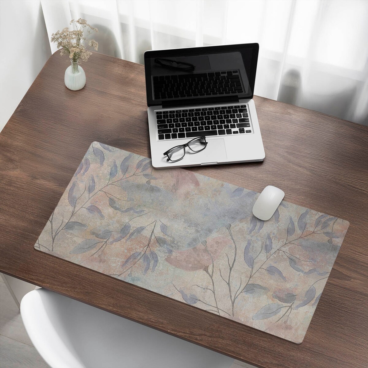 Beżowa mata na biurko Delikatne liście tła, 90x45 cm
