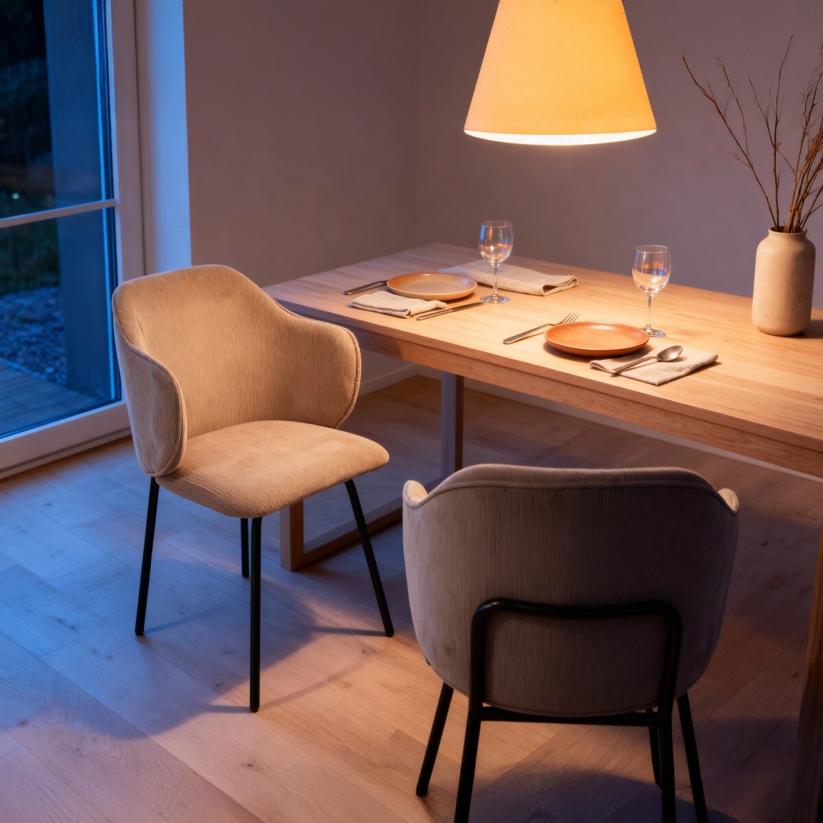 Krzesło z sztruksu tapicerowane DALIA welurowe JUMI