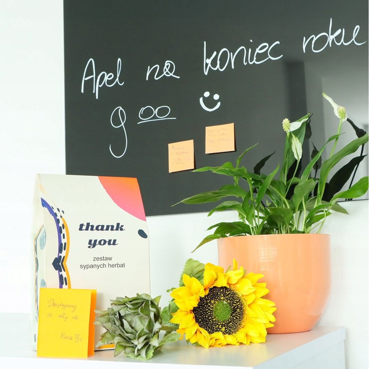 ZESTAW 10 RÓŻNYCH HERBAT SYPANYCH "THANK YOU" - PREZENT UPOMINEK ZESTAW PREZENTOWY BOX NA PODZIĘKOWANIE DLA KOBIETY FACETA NAUCZYCIELA NIEJ NIEGO