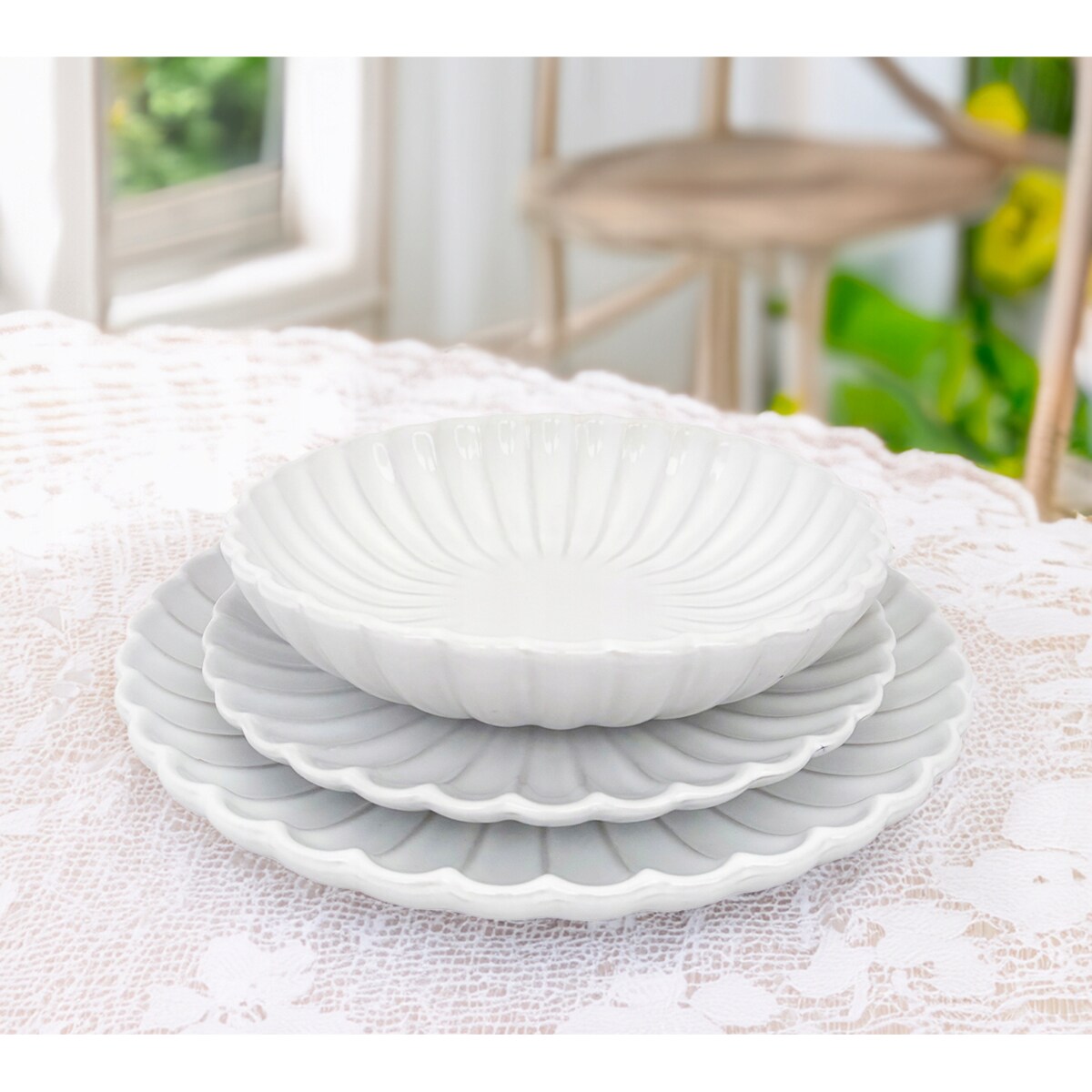 SERWIS OBIADOWY DLA 4 OSÓB BIAŁY CERAMICZNY POŁYSK TALERZE 12 ELEMENTÓW