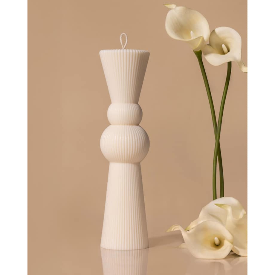 Świeca dekoracyjna Enzo L z naturalnego wosku sojowego – stylowy akcent do domu