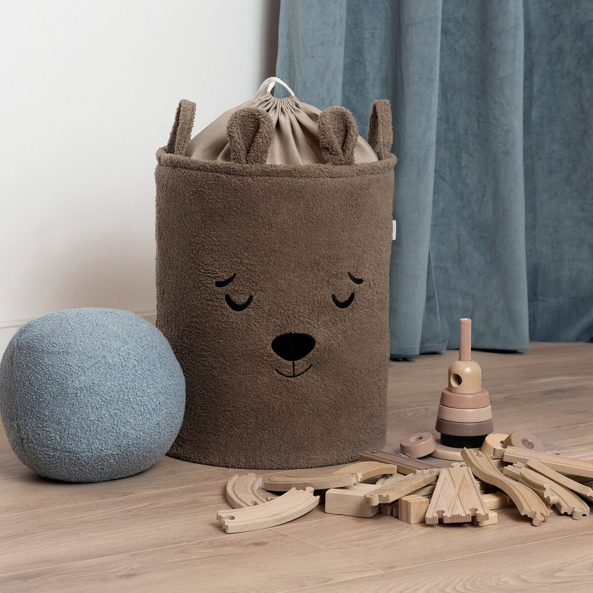 kosz na zabawki sipo, wersja premium boucle, zamykany na ściągacz, brązowy miś, xl