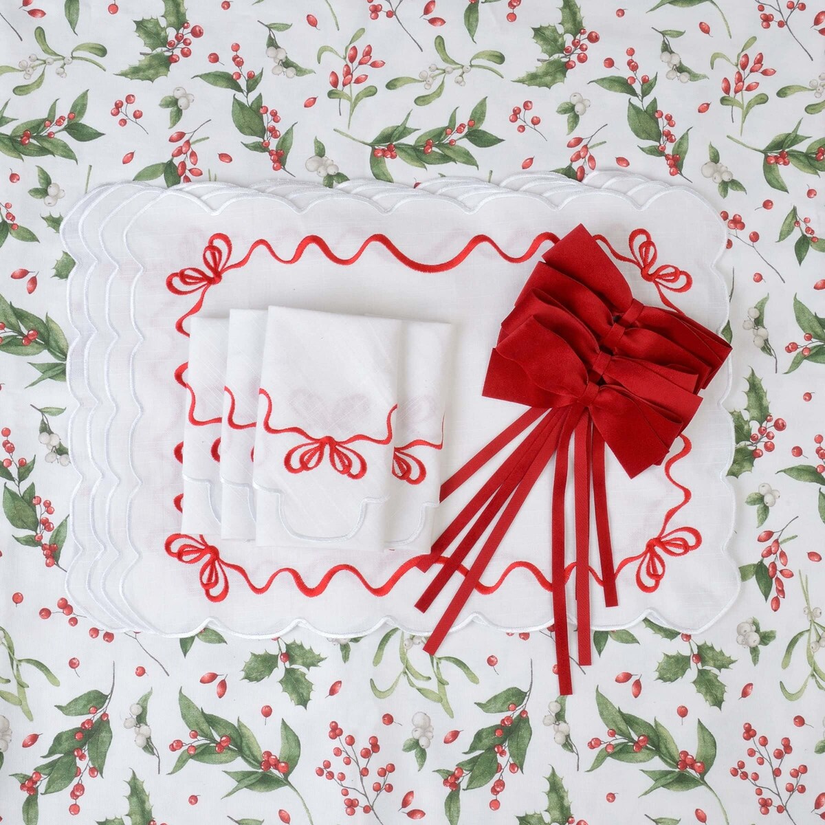 Haftowane serwetki Red Christmas Bows - 6 sztuk