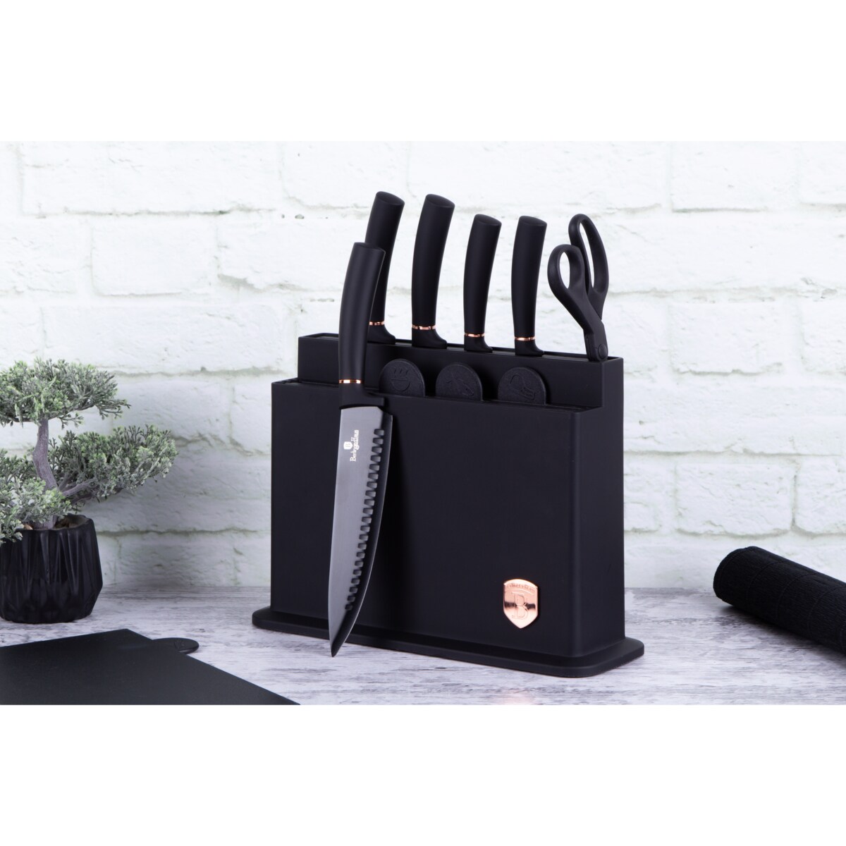 Zestaw noży w bloku i desek do krojenia BerlingerHaus Black Rose BH-2491