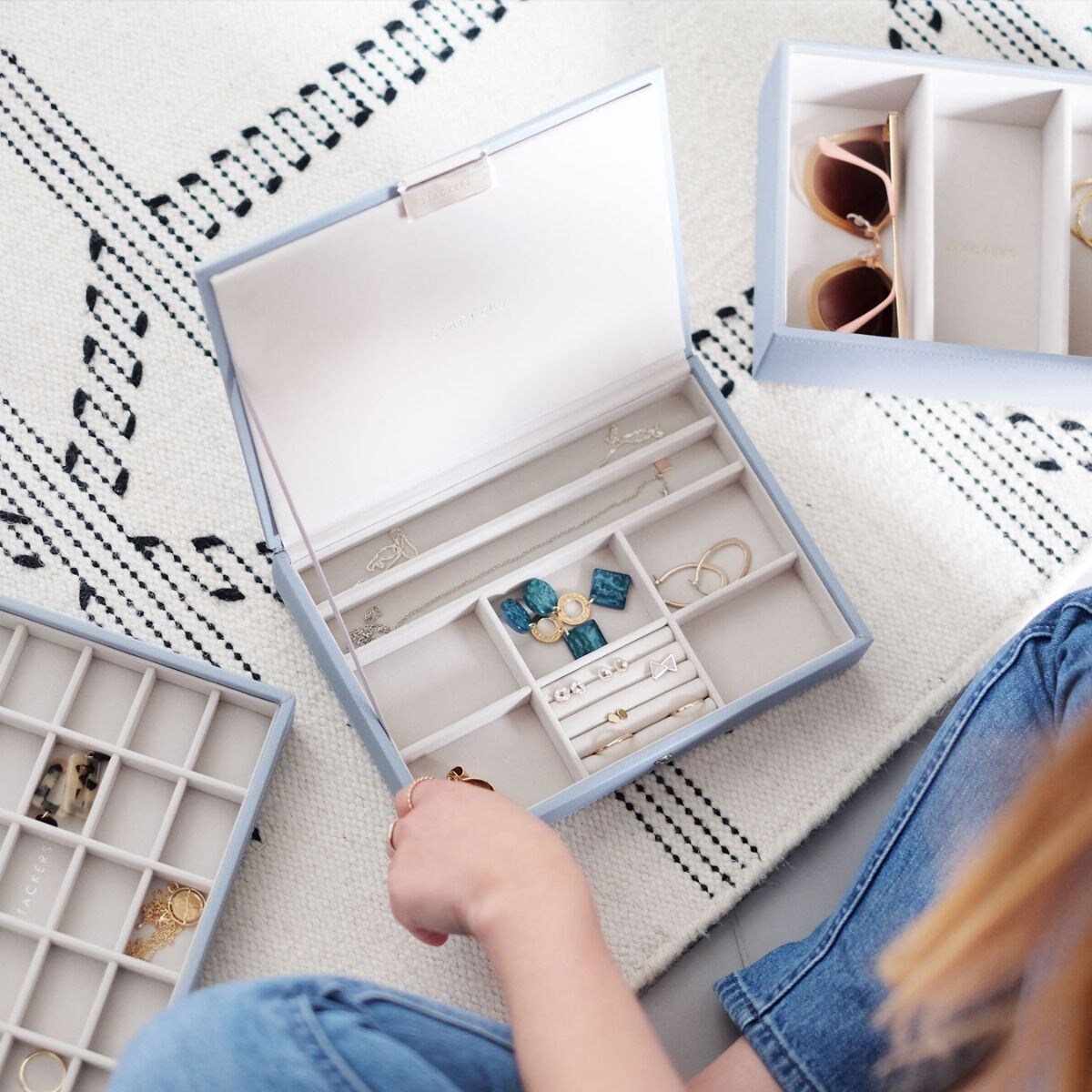 Szkatułka na biżuterię Stackers potrójna classic szaroniebieska