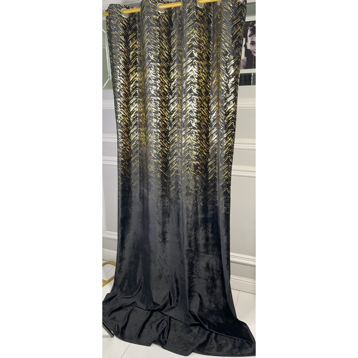 zasłona welurowa "velvet glow" złoty print 140x250 cm czarny