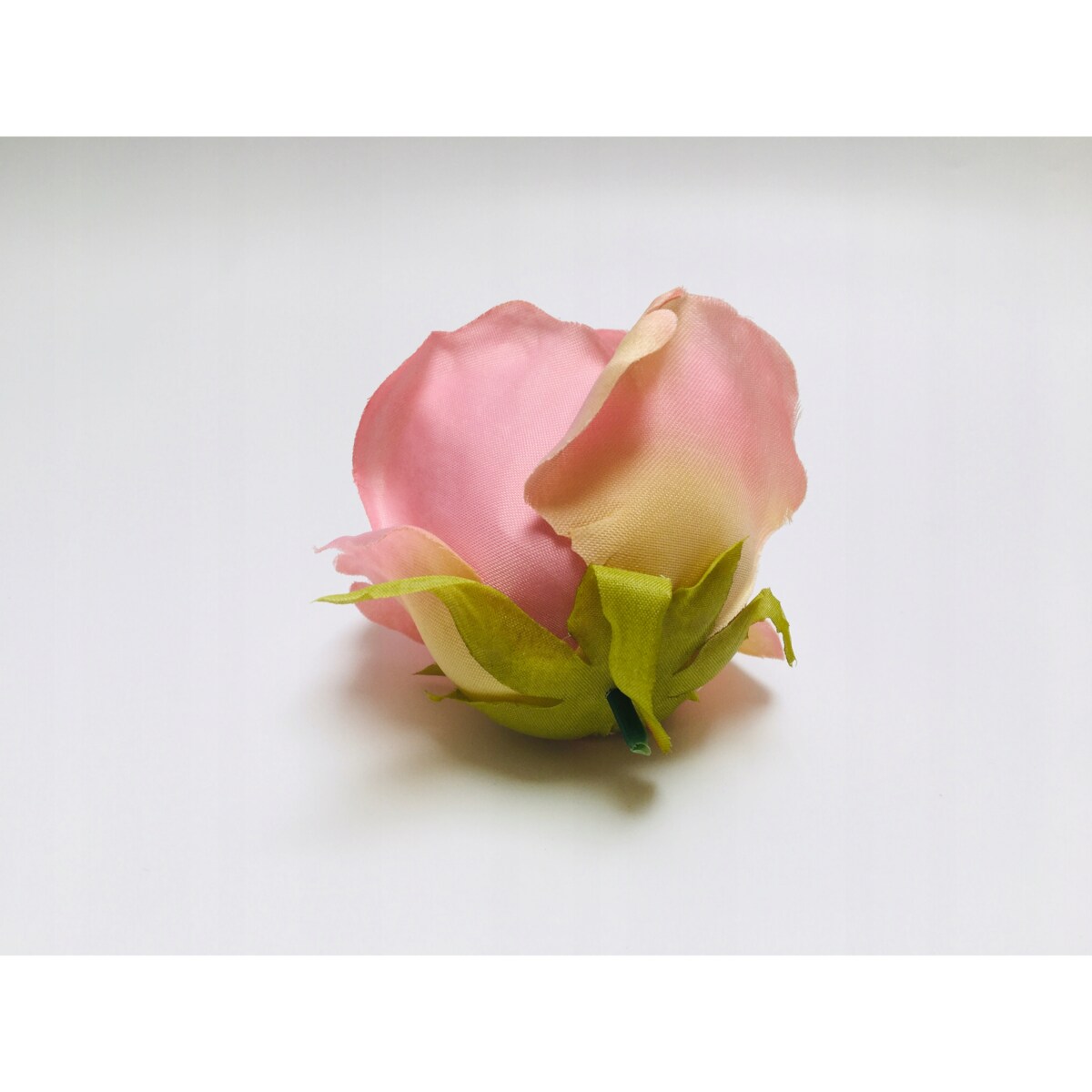 Róża sztuczna wyrobowa do wiązanek główka pąk kwiaty duża różowa stroika