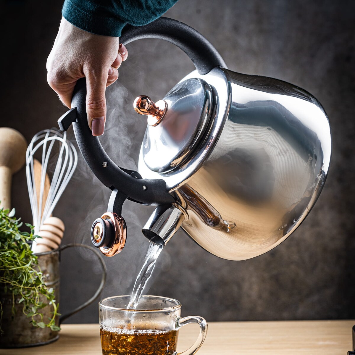 Czajnik stalowy na gaz 2.8L indukcja tradycyjny srebrny błyszczący KLAUSBERG