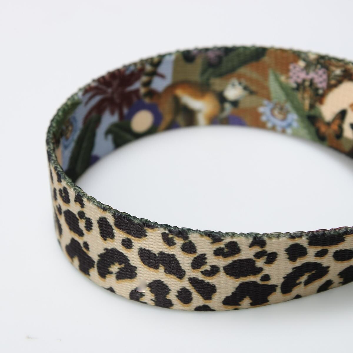 Smycz przepinana z amortyzatorem dla psa lub kota "Pan tera mi kupi" PANTERKĄ DO GÓRY - Szerokość taśmy: 25mm, Rozmiar: M oraz Rodzaj: Duży karabinek