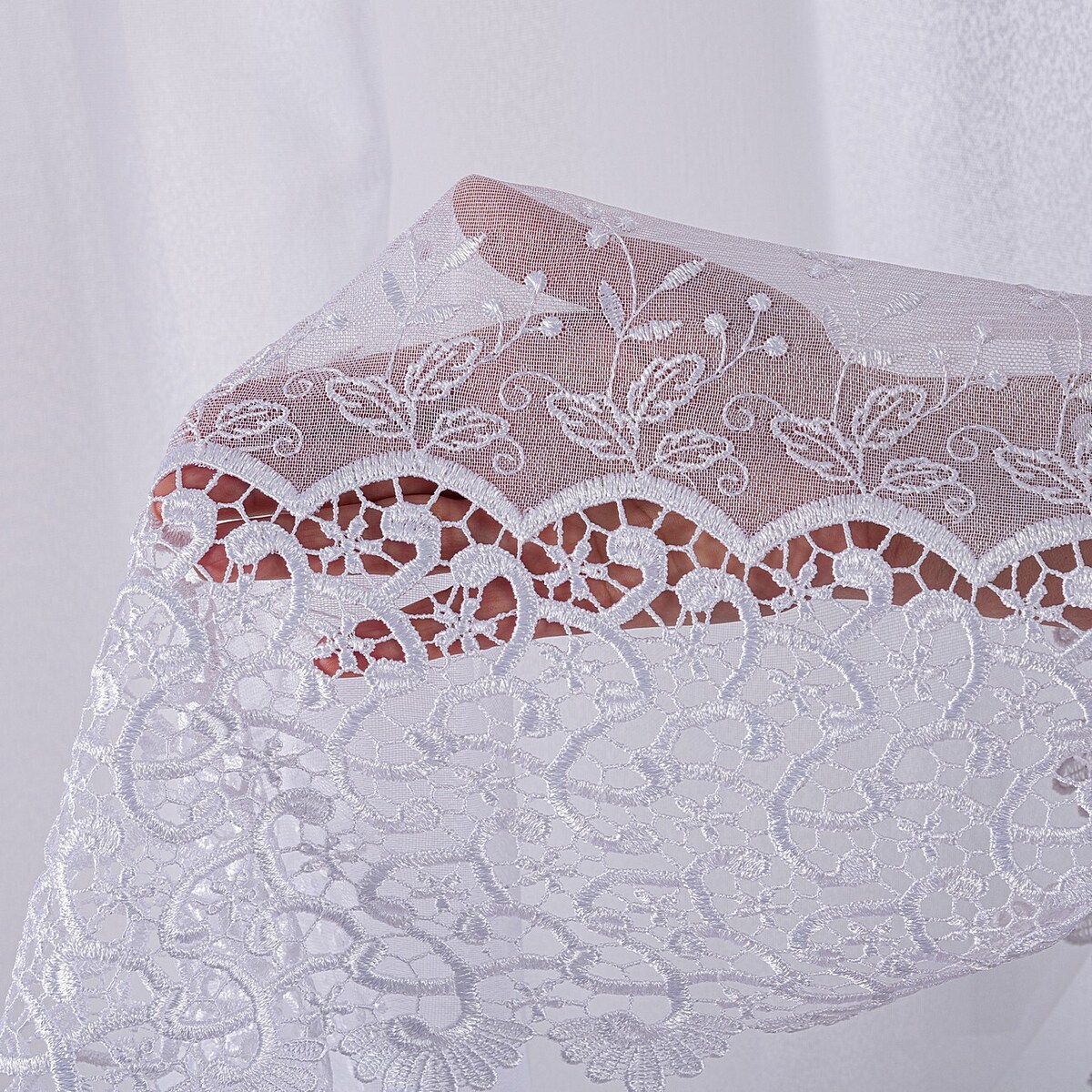 Firana na taśmie 300x245 biały ze wzorem