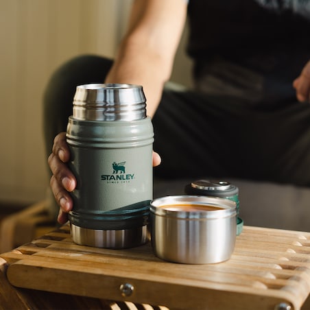 Termos obiadowy THE ARTISAN 0,5 l - HAMMERTONE GREEN / Stanley