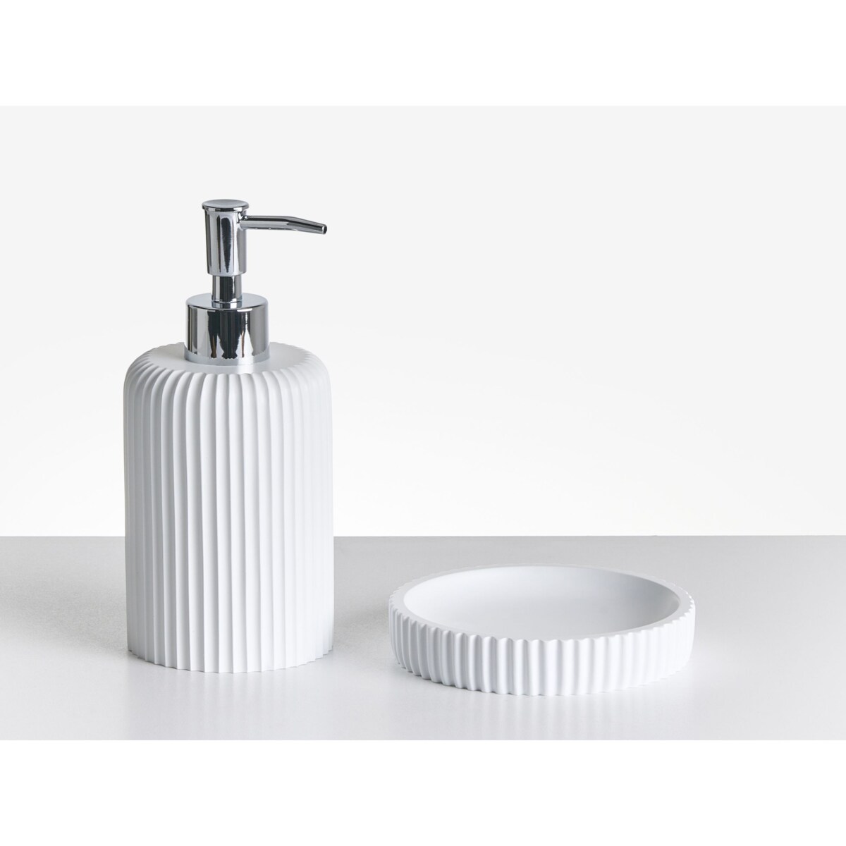 Zestaw akcesoriów łazienkowych 5 elementów CAMANA Biały