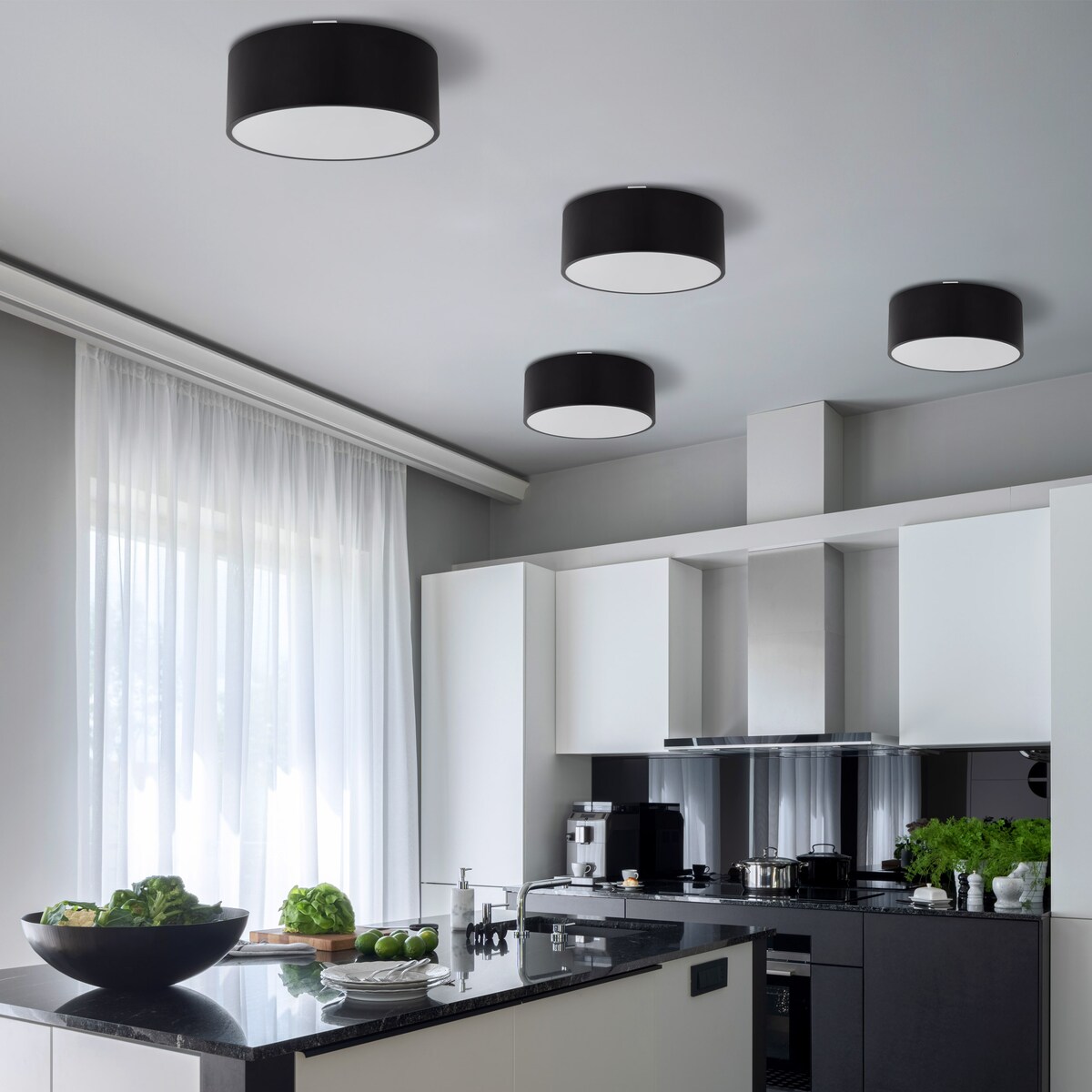 Oprawa natynkowa zewnętrzna TK Lighting LIVO BLACK S IP54 czarna 2xE27 30 cm na taras i wejście