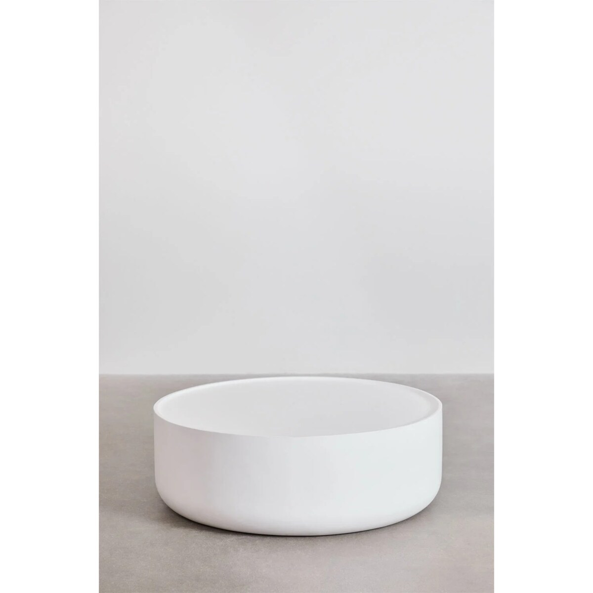 Cementowy stolik kawowy biały Drullo 80 cm