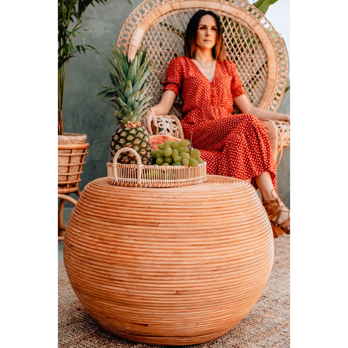 OKRĄGŁY RATTANOWY STOLIK TEGAL KONIAK