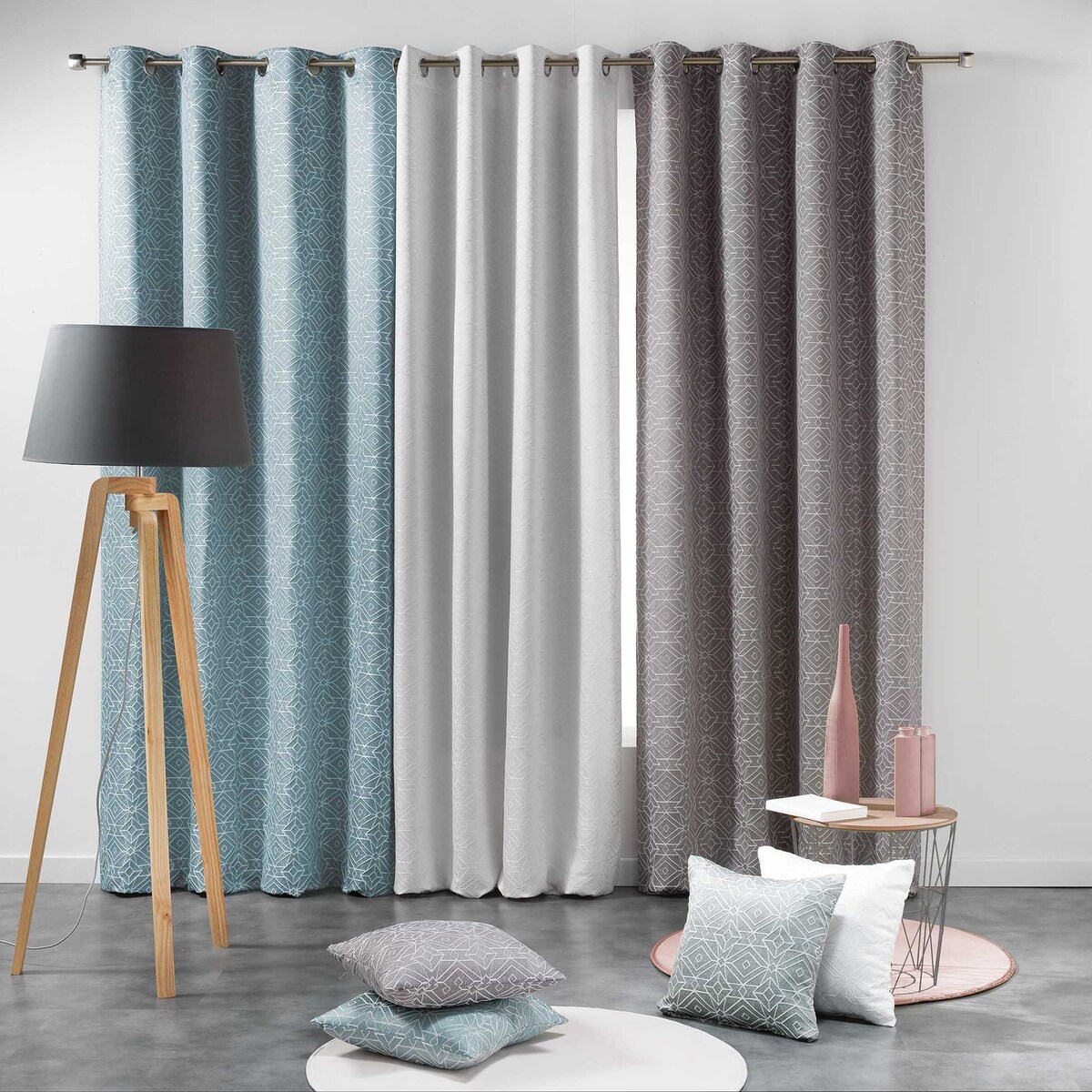 Zasłona do salonu na przelotkach DYNASTIE 140 x 260 cm