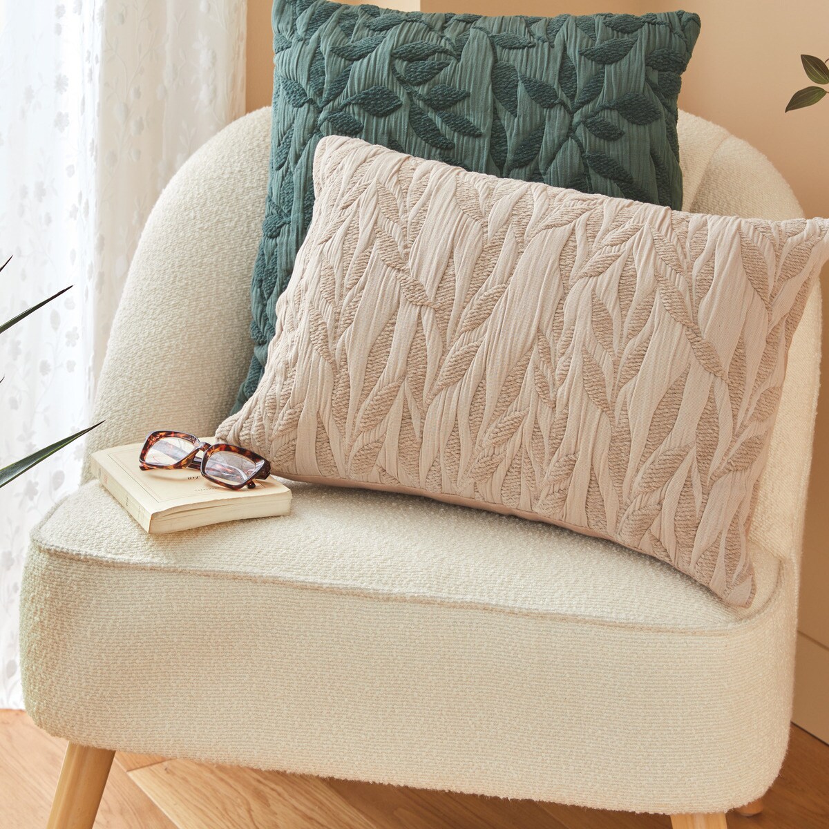 Poduszka dekoracyjna LETHO, listki, 38 x 58 cm