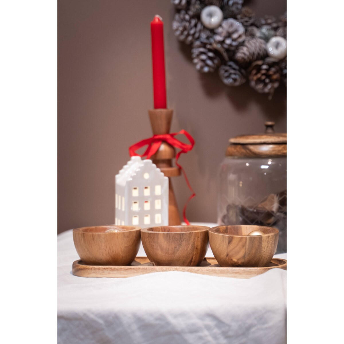 Miseczki do przekąsek na podstawce z drewna akacjowego, 4 elementy