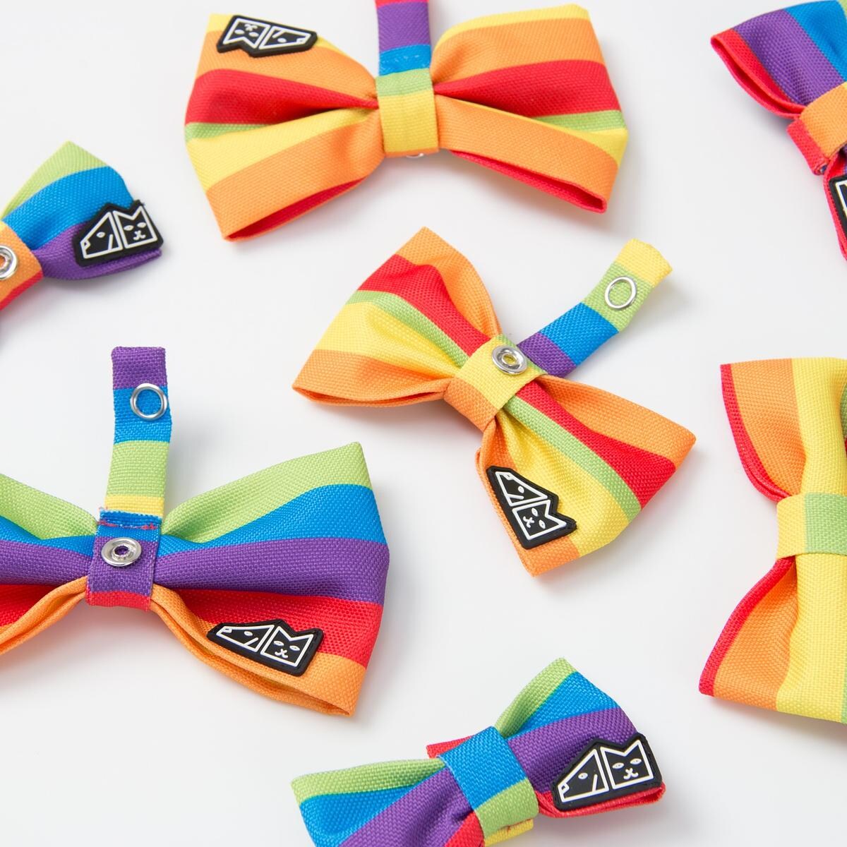 Muszka "Miłość, równość, gryzaki" - Rozmiar: M