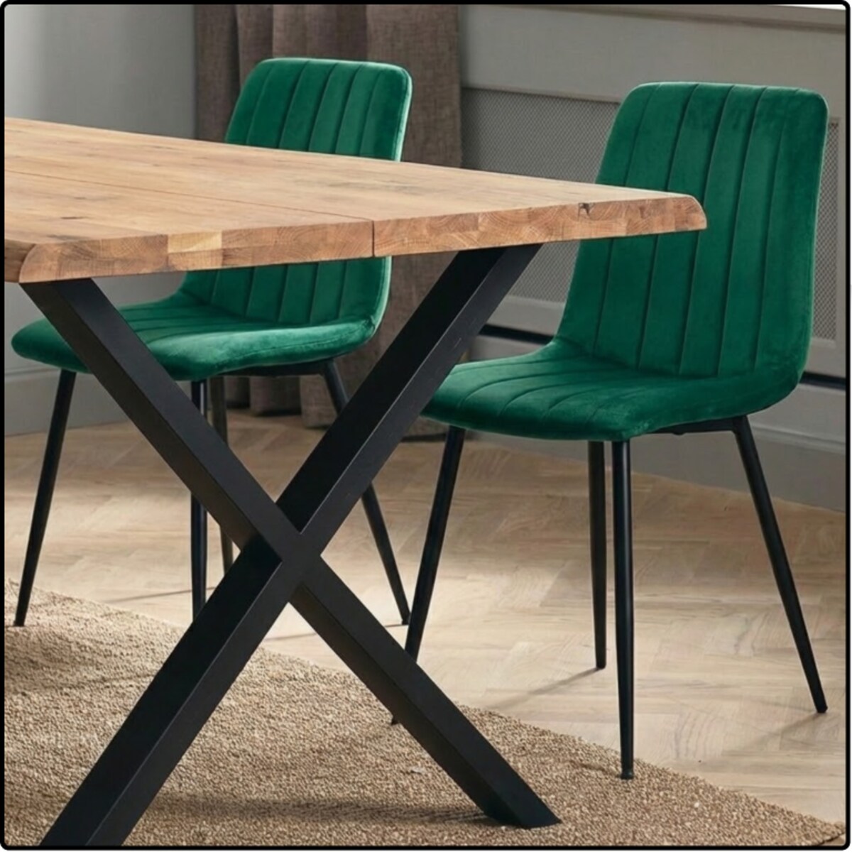 Krzesło welurowe pikowane tapicerowane metalowe nogi do jadalni salonu loft