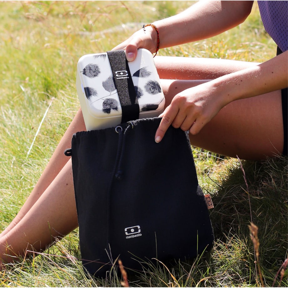 Lunchbag termiczny z paskiem Fresh Black, 5700 ml, Monbento