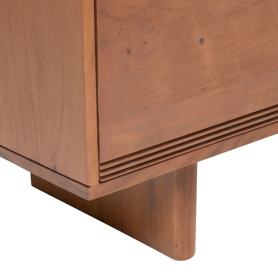 Komoda RTV z drewna akacjowego Nanda 147 cm