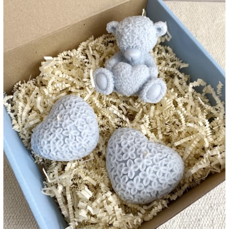 Zestaw prezentowy miś misiu, serca "Baby Teddy Bear " świece ekologiczne sojowe- pudełko prezentowe