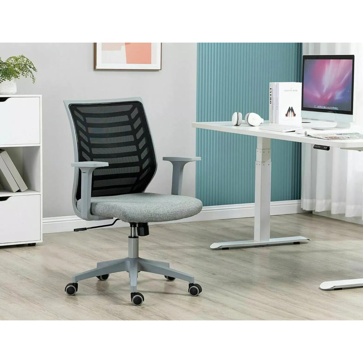 Fotel biurowy Q-320 czarny/szary