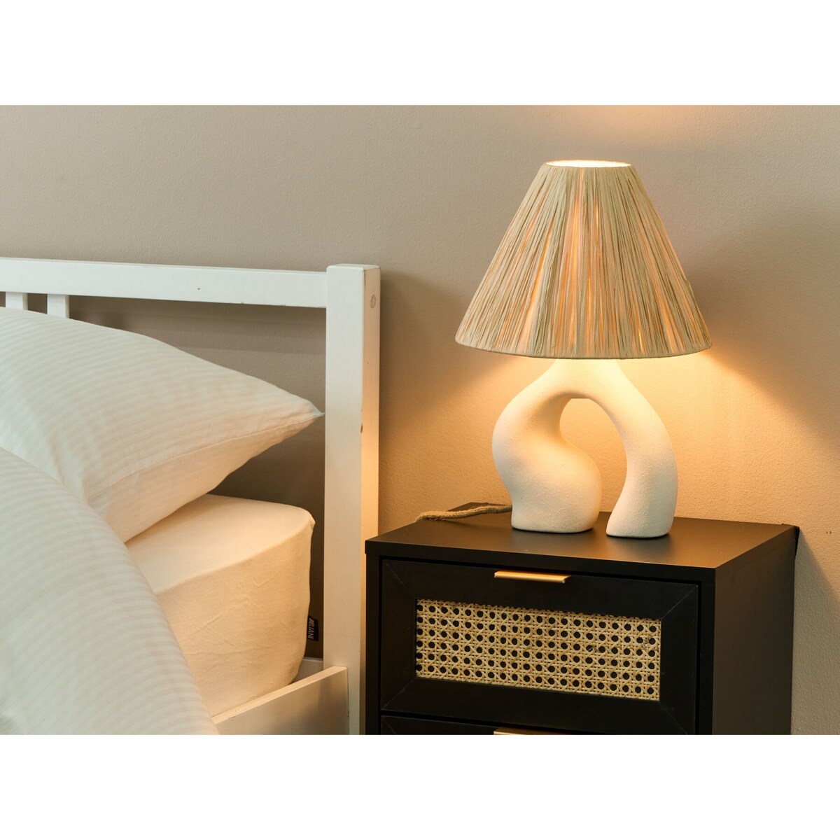 Lampa stołowa ceramiczna biała BARBAS
