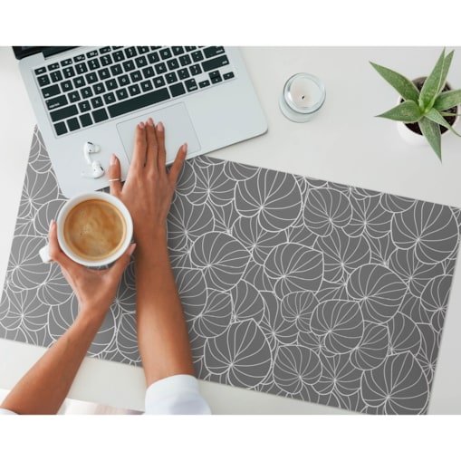 Szara mata na biurko Liście w abstrakcji, 90x45 cm