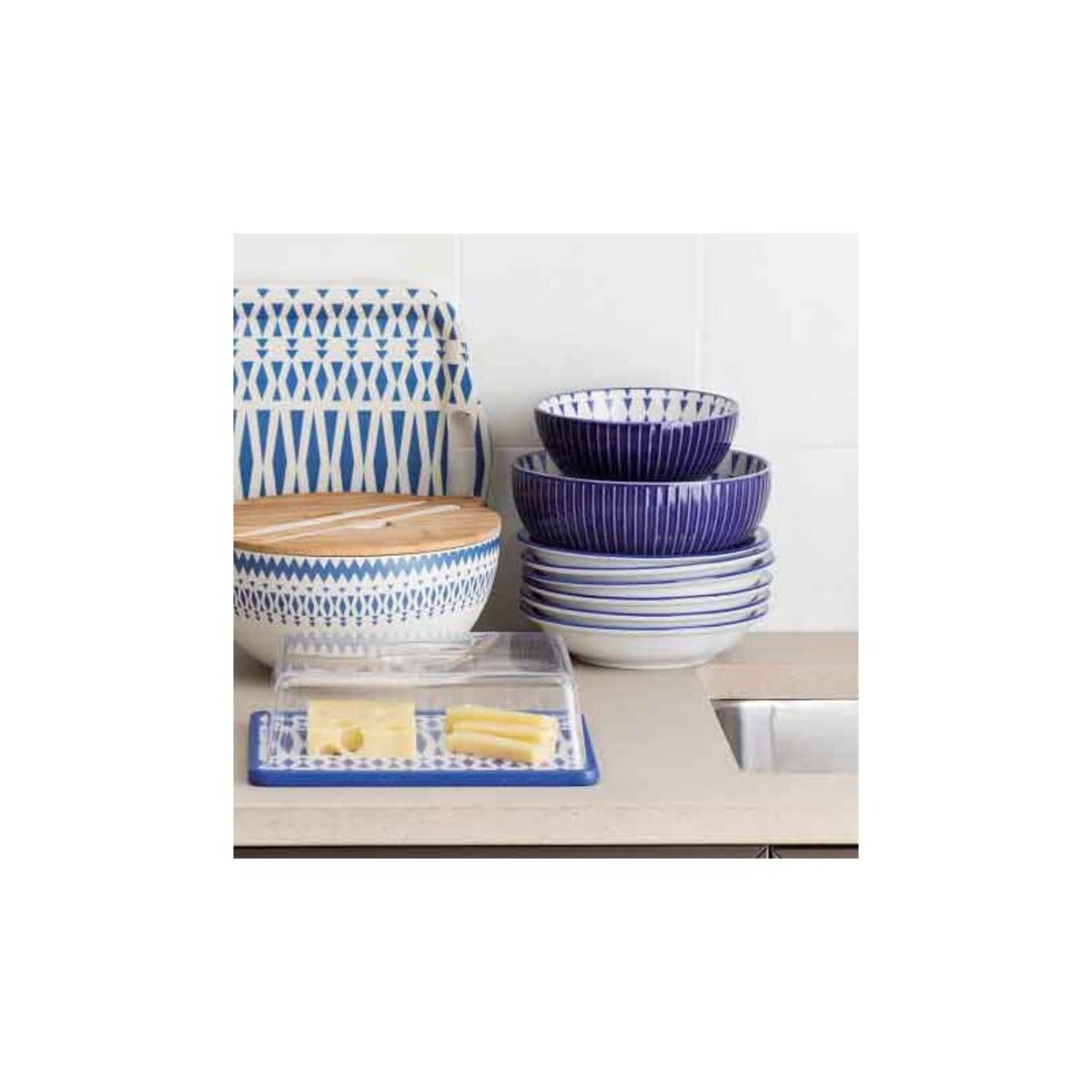 RELIEF SALATERKA NIEBIESKA 21 CM