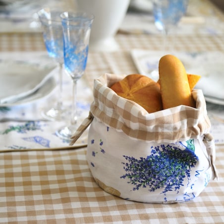 Chlebaczek z motywem lawendy Lavender & Beige Gingham