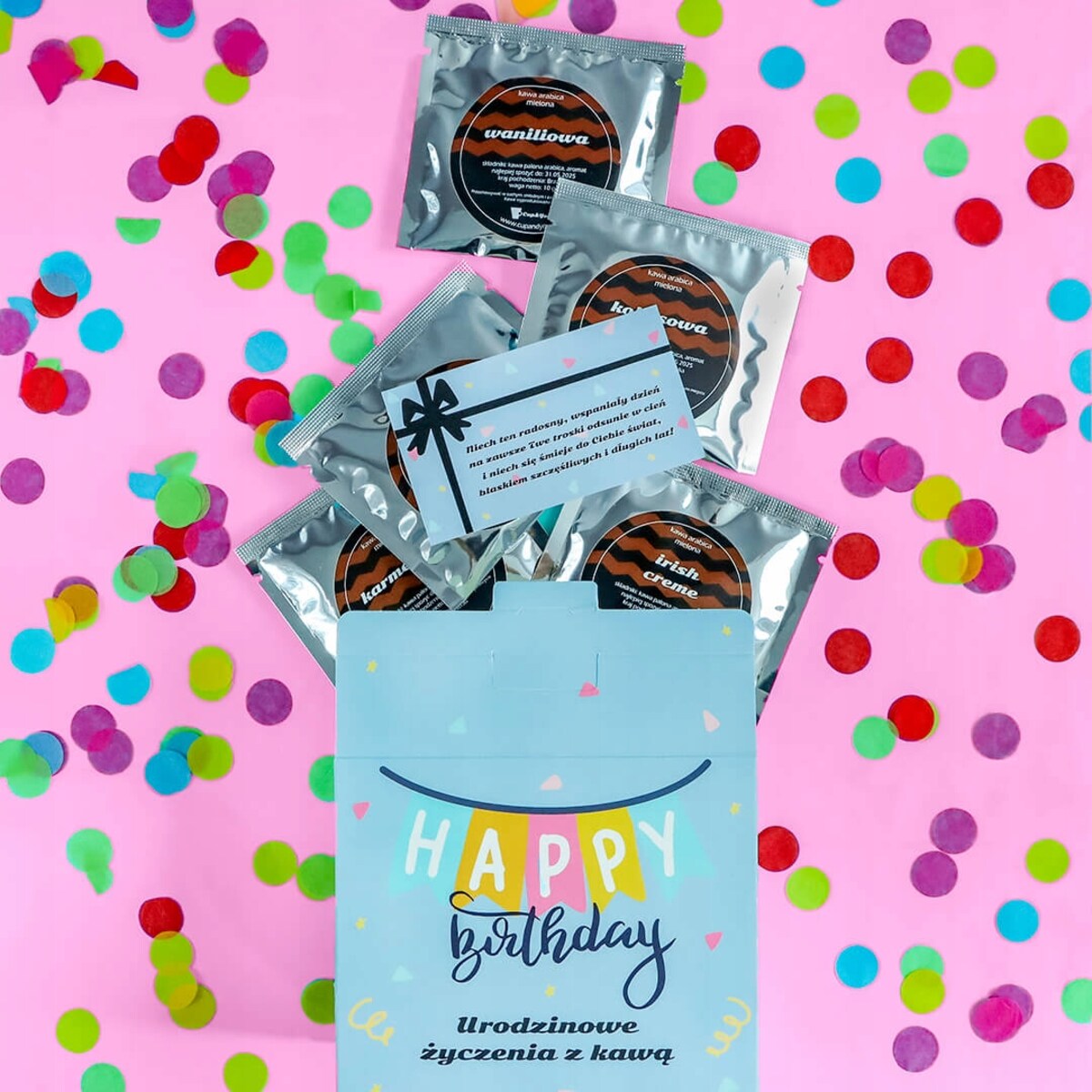 Drobny urodzinowy zestaw prezentowy torebka pudełko z kawą aromatyzowaną - 5 różnych smaków kawy arabica w saszetkach po 10g - prezent dla kobiety faceta