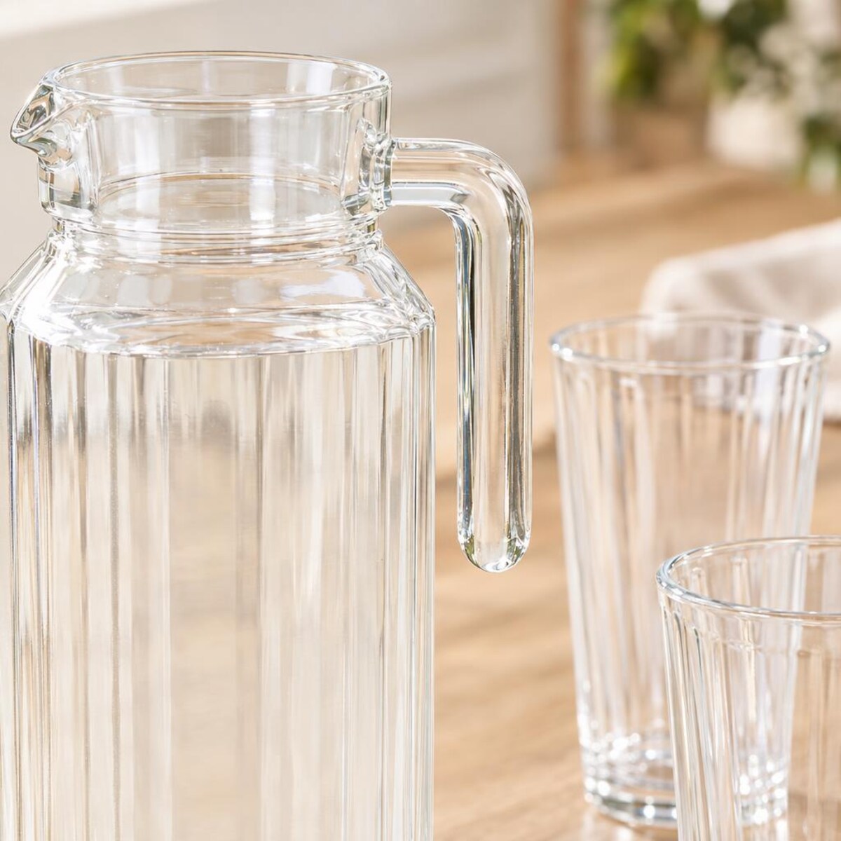 Zestaw dzbanek i 4 szklanki, 1,1 l + 200 ml