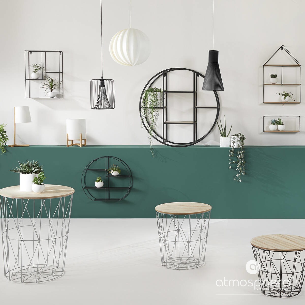 Stolik kawowy wielofunkcyjny z drewnianym blatem, atrakcyjny mebel z funkcją przechowywania