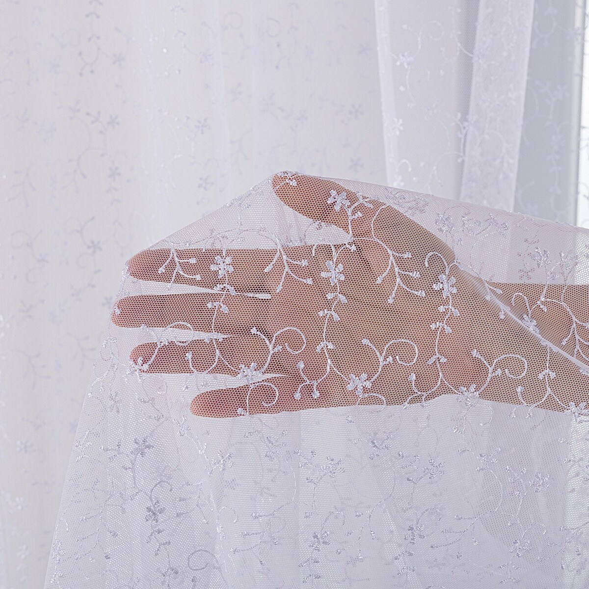 Firana na taśmie 300x245 biały ze wzorem