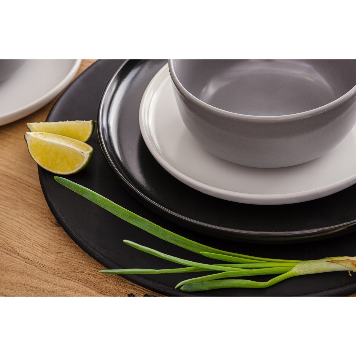 KONSIMO VICTO Zestaw obiadowy biały czarny szary 6-osobowy (18 elementów)