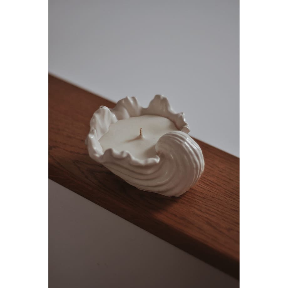 Świeca sojowa Muszla 100 g Biel N°11 "Letnie orzeźwienie"