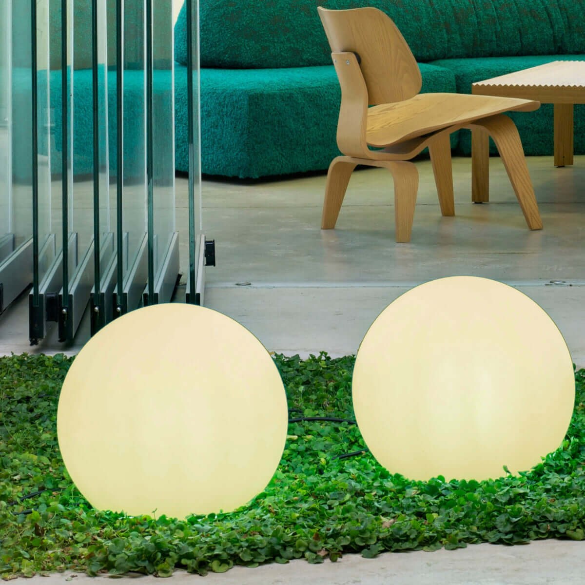 Lampa tarasowa stojąca Buly LUMBL030OFNW King Home LED 7W 6000-6500K kula IP65 biała
