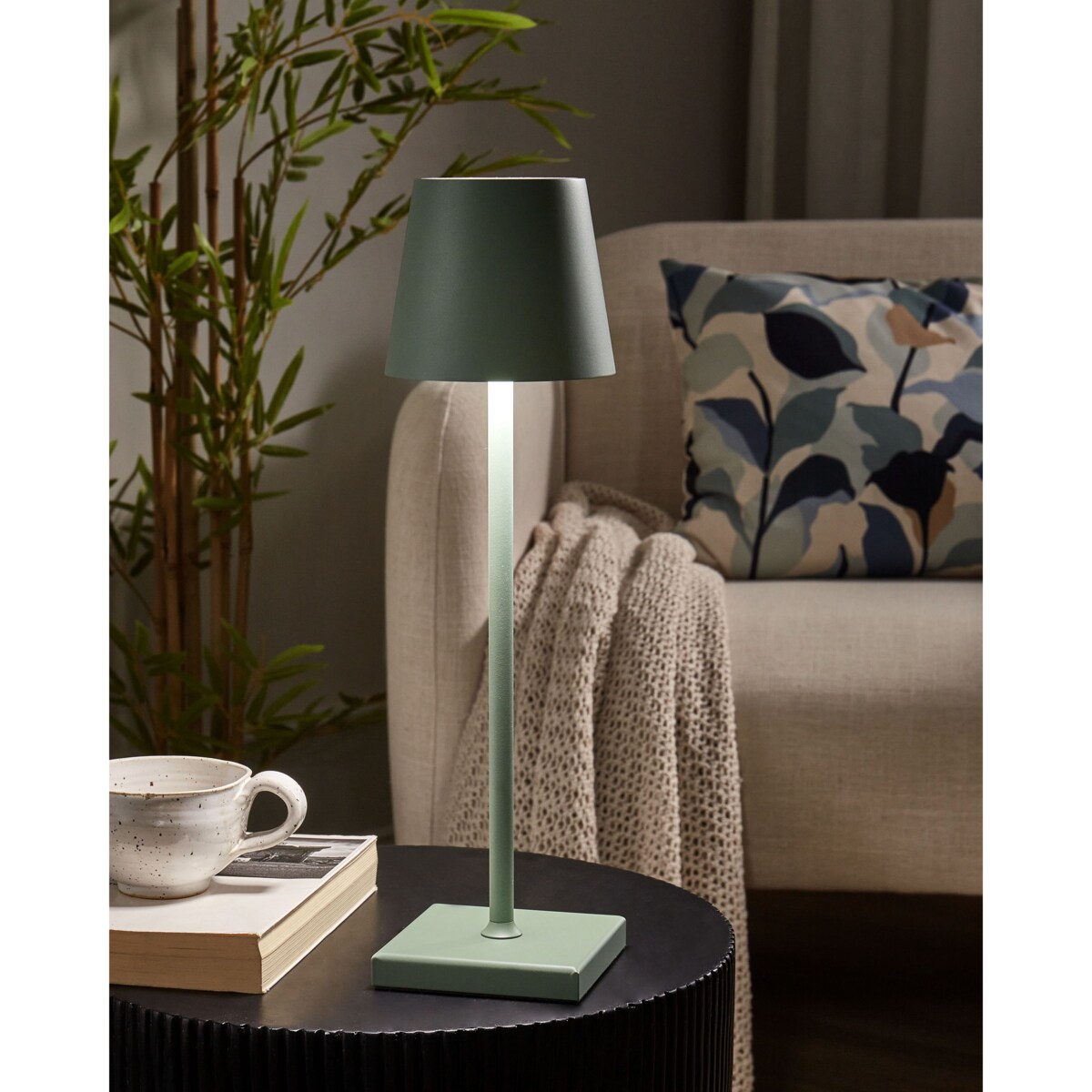Bezprzewodowa lampa stołowa metalowa zielona BACEIRO