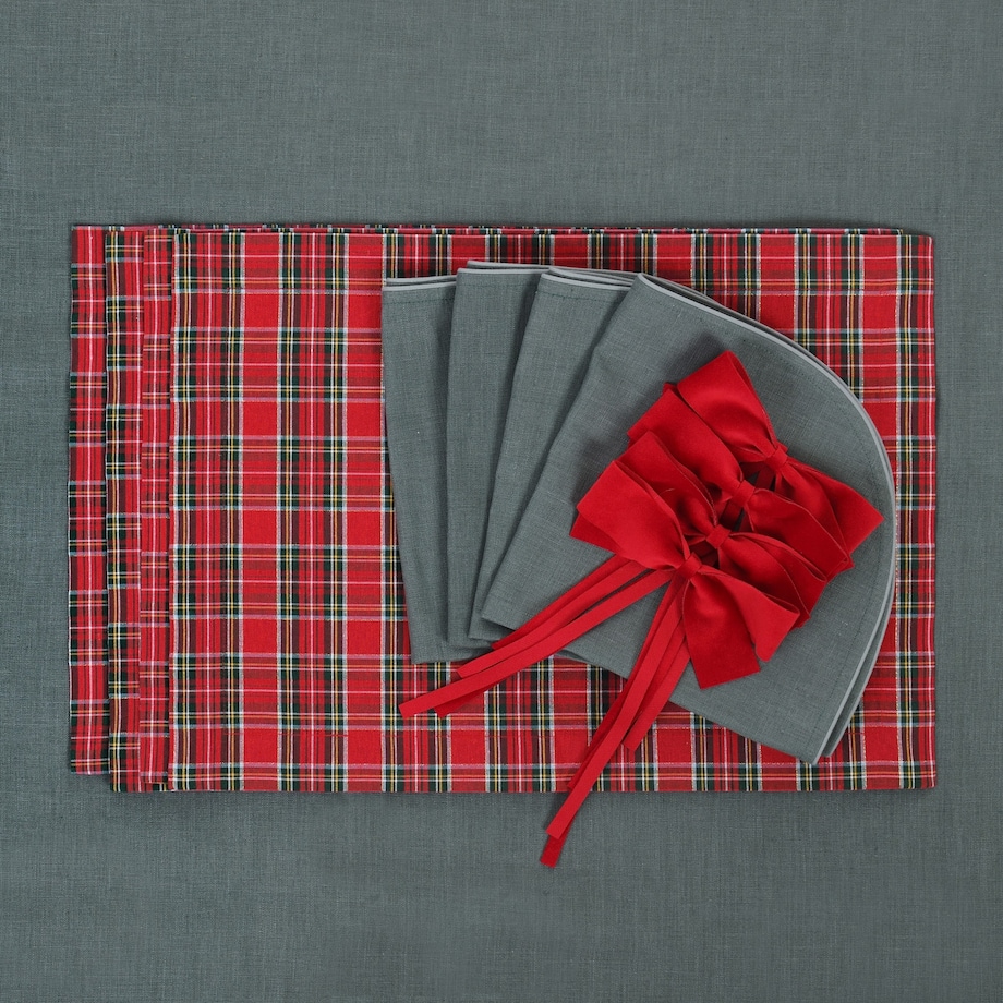 Bieżnik Red Tartan - 50 cm x 150 cm